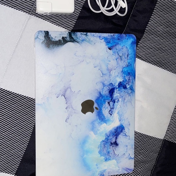 Apple MacBook Pro 13” Display with Touch Bar - Picture 2 of 15